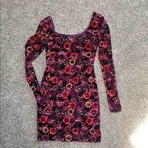 Long sleeve velour mini